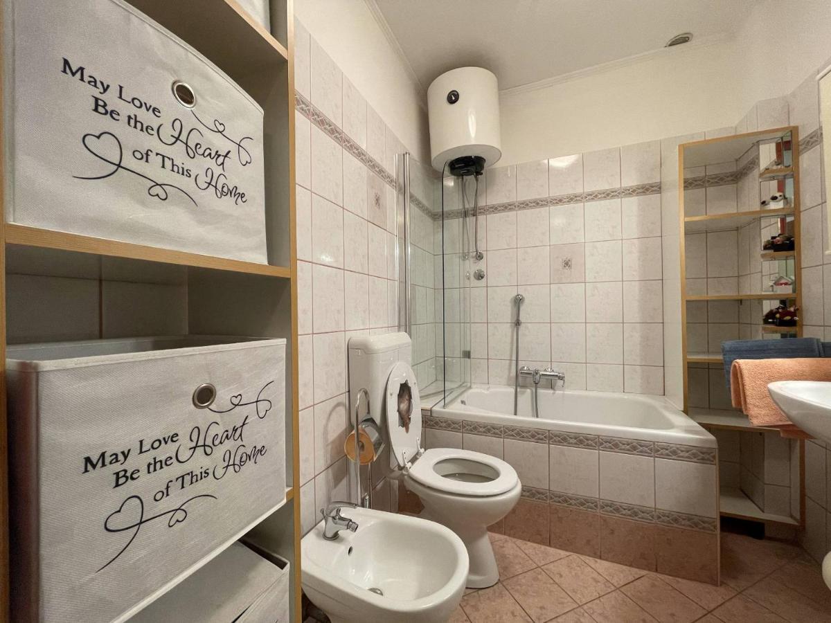Apartment Malu Pula Eksteriør billede